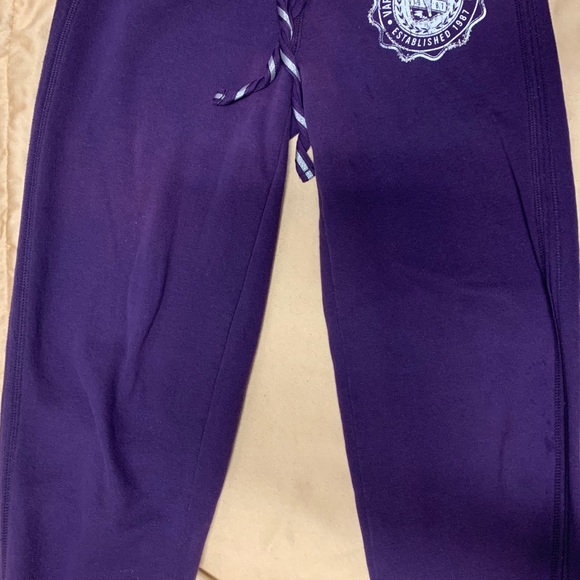 Women’s - Picture 3 of 3